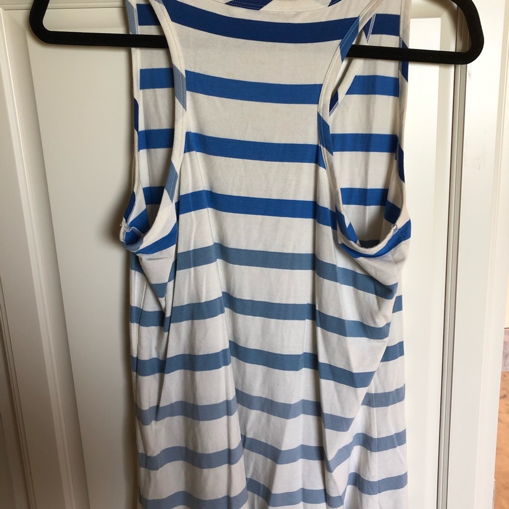 Cabi Tank - Picture 2 of 2